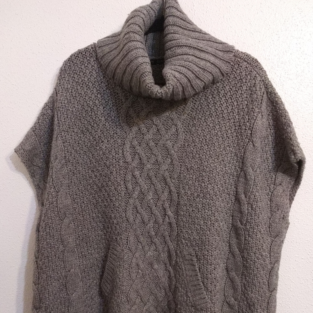 Dunnes Gray  Sleeveless Sweater